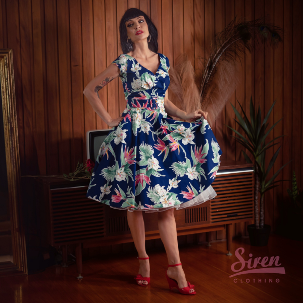 Paris Swing Dress with Cap Sleeves - Hot Summer Night - Image 3