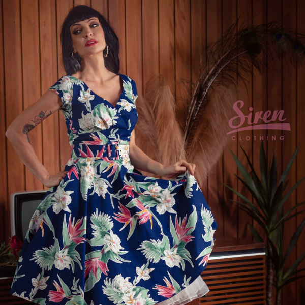 Paris Swing Dress with Cap Sleeves - Hot Summer Night - Image 2